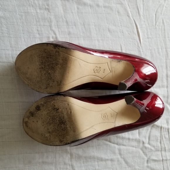 Joan and David Heels Flipp - Picture 5 of 6